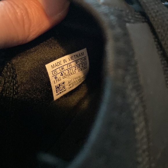 ADIDAS NMD_R1 Women's Sneakers - Picture 6 of 6